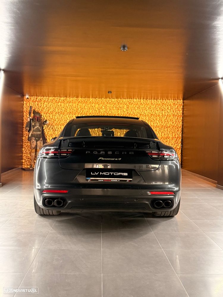 Porsche Panamera 4 E-Hybrid Executive - 3