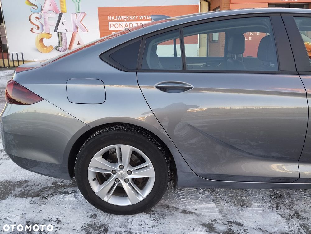 Opel Insignia - 18