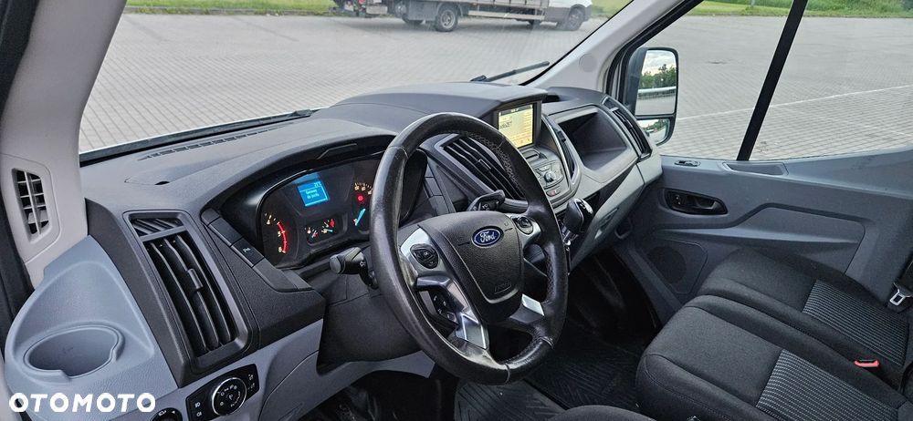 Ford TRANSIT - 11