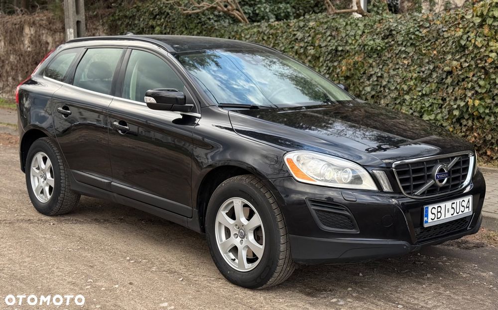 Volvo XC 60 D5 AWD Kinetic - 4