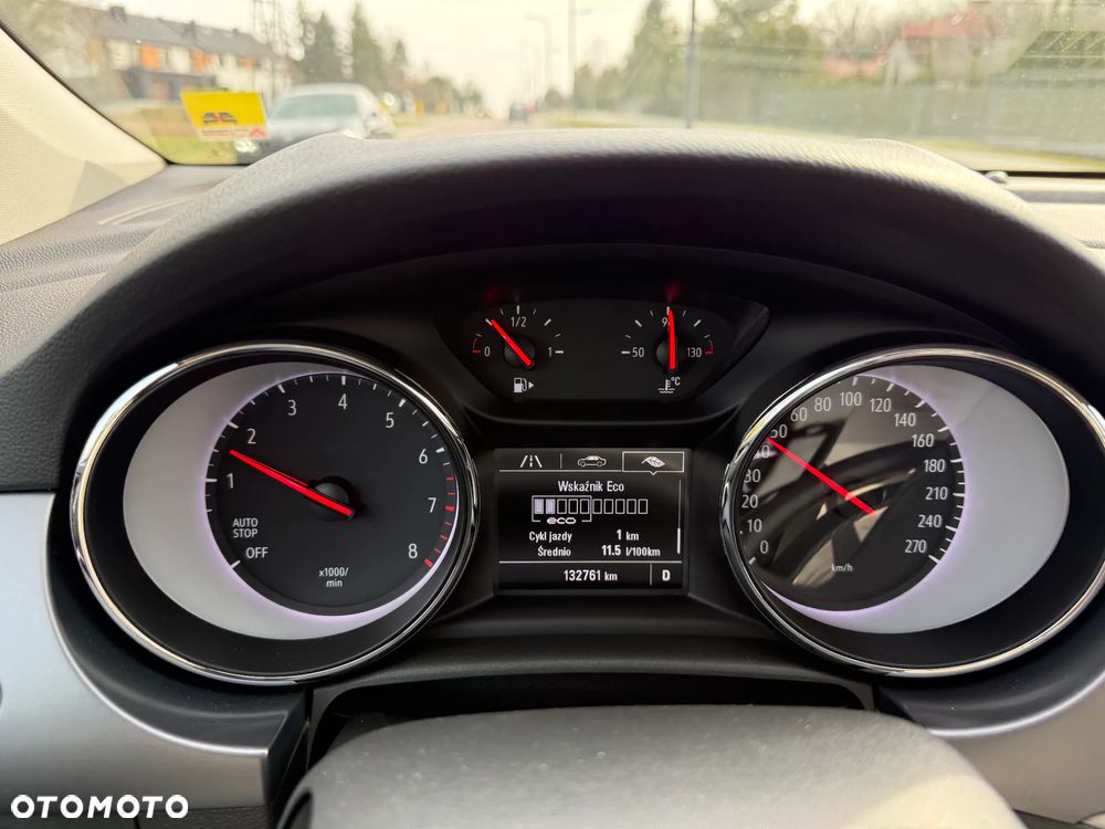 Opel Astra 1.4 T Enjoy S&S - 25