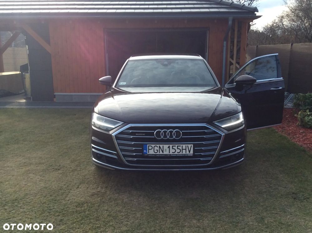 Audi A8 - 12