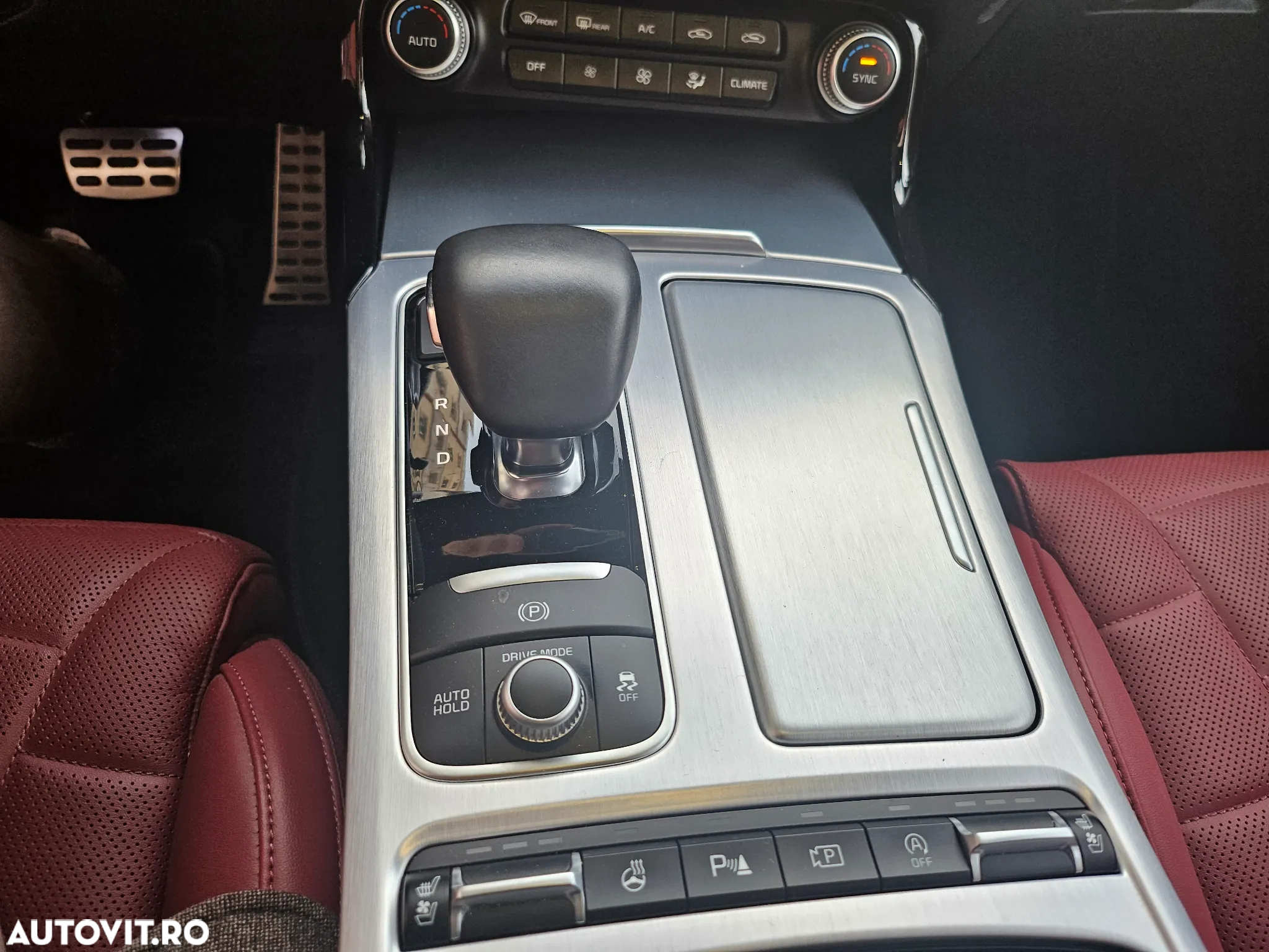 Kia Stinger 3.3 T-GDI 8AT AWD GT - 11