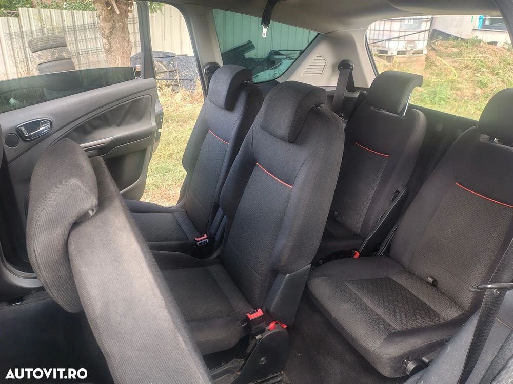 Ford S-Max - 6
