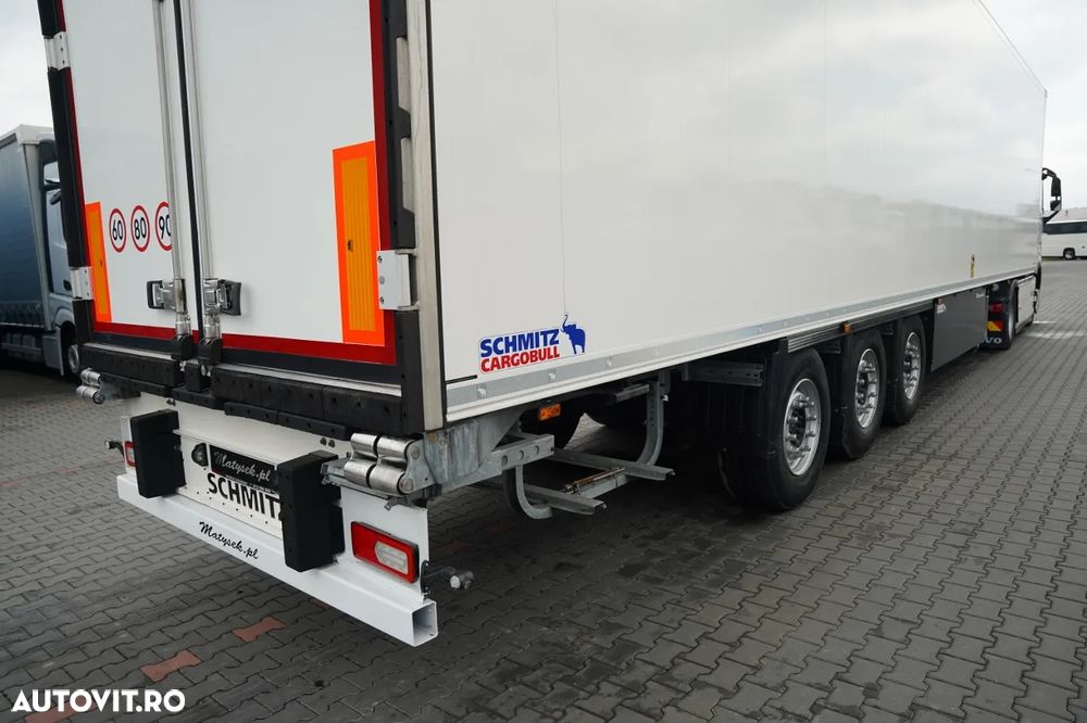 Volvo H 460 / XXL / + FRIGIDER SCHMITZ / 2 AXE RIDICATIVE / CONTRACT POST-SERVICE / - 10