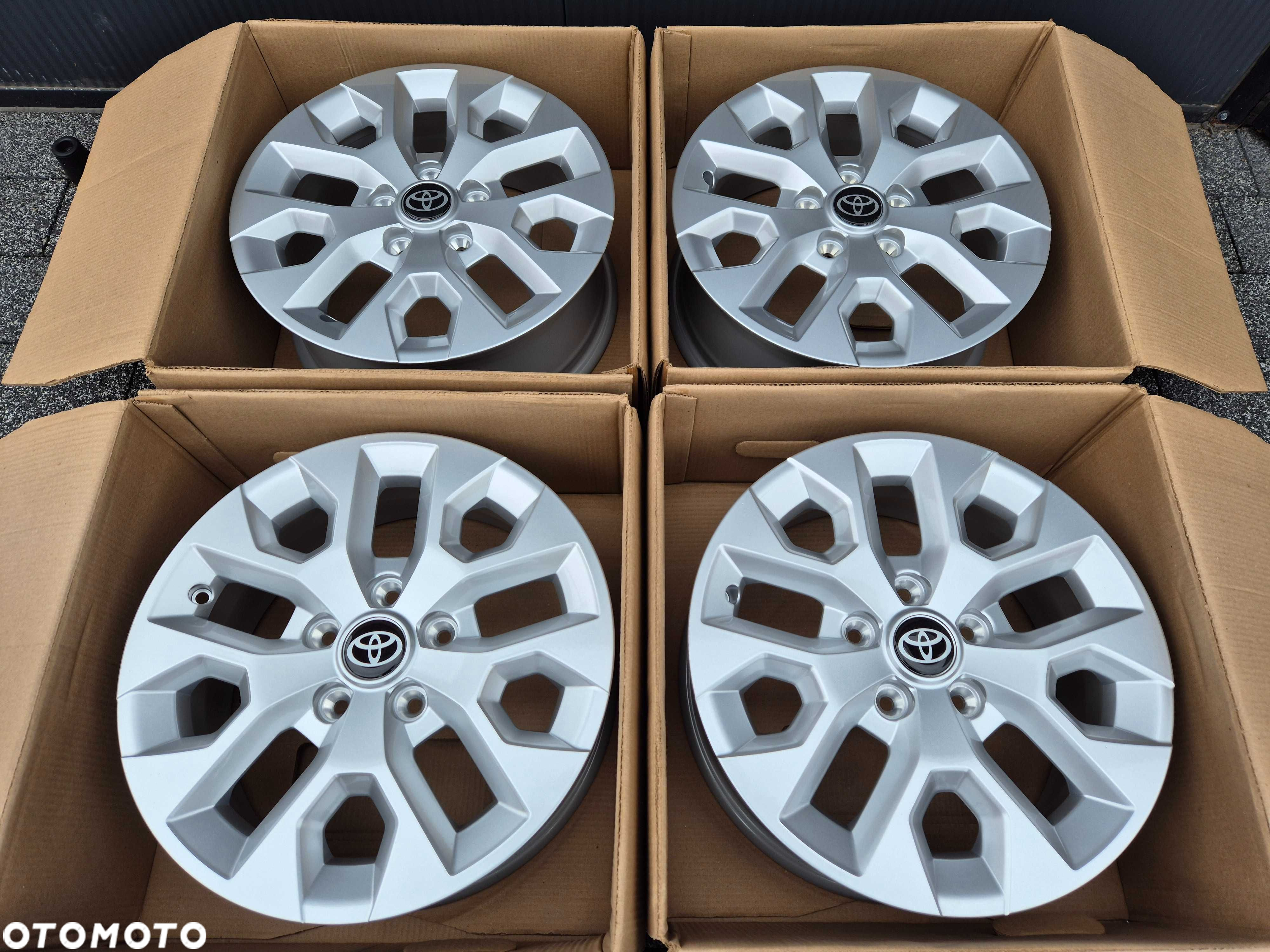Felgi 16 TOYOTA Auris Yaris Cross Verso RAV 4 Camry VI 5x114,3 - 4