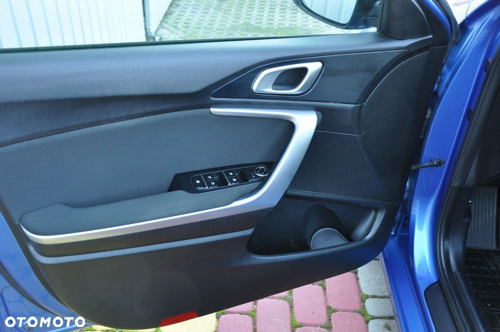 Kia Ceed 1.4 T-GDI L Business Line DCT - 9
