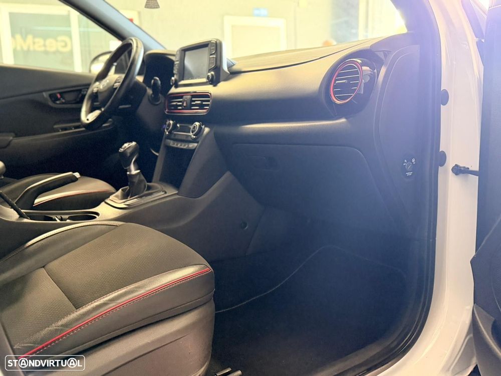 Hyundai Kauai 1.0 T-GDi Pele/Tecido Vermelho - 35