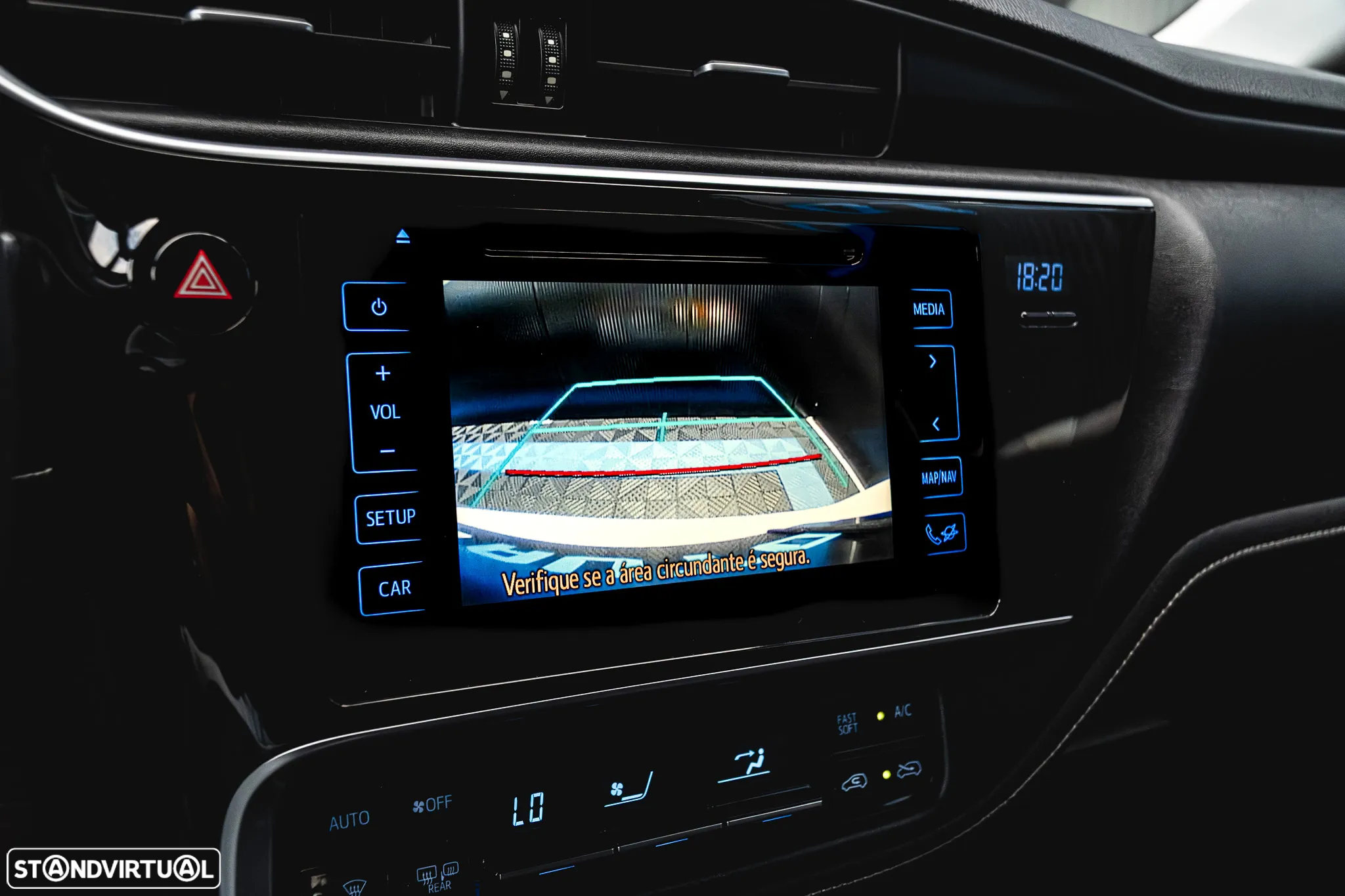 Toyota Auris Touring Sports 1.4 D-4D Com+P.Sport - 27