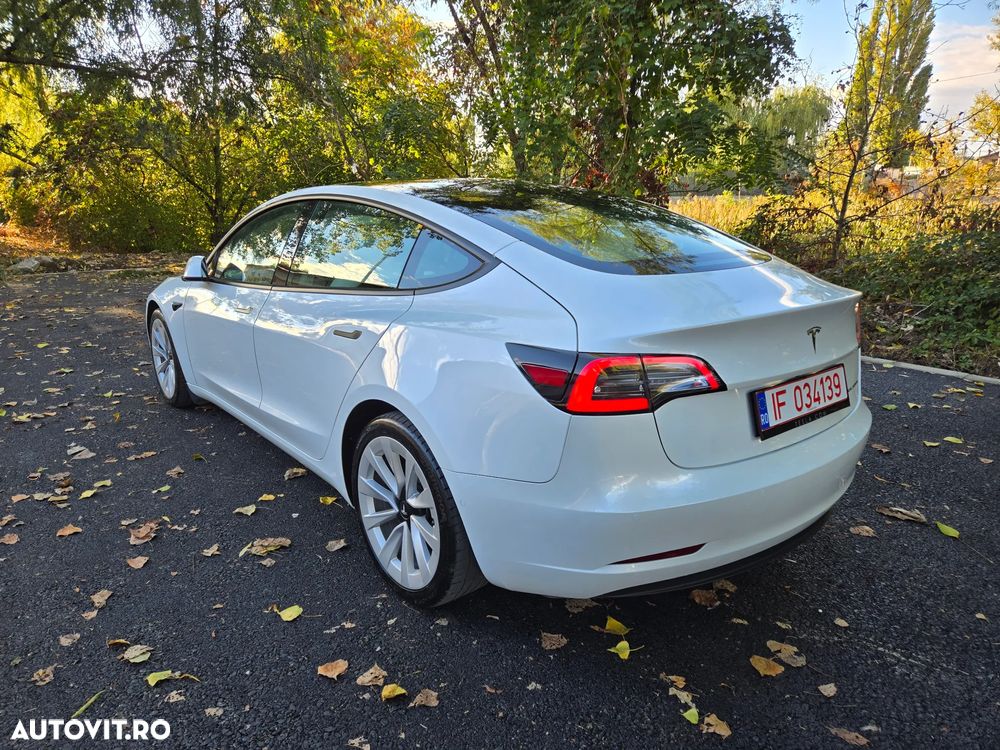 Tesla Model 3 Long Range - 2