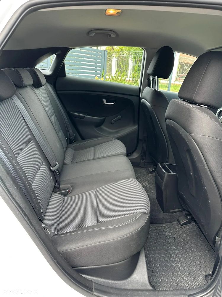 Hyundai i30 1.4 Select - 9