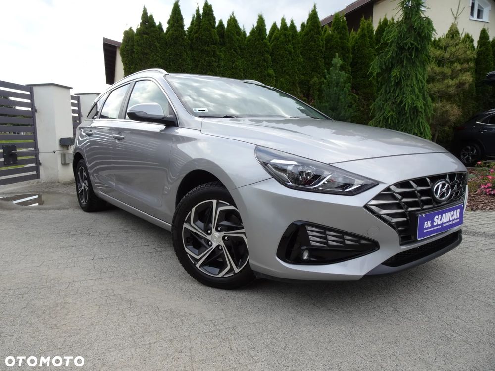 Hyundai i30 1.5 DPI Comfort - 9
