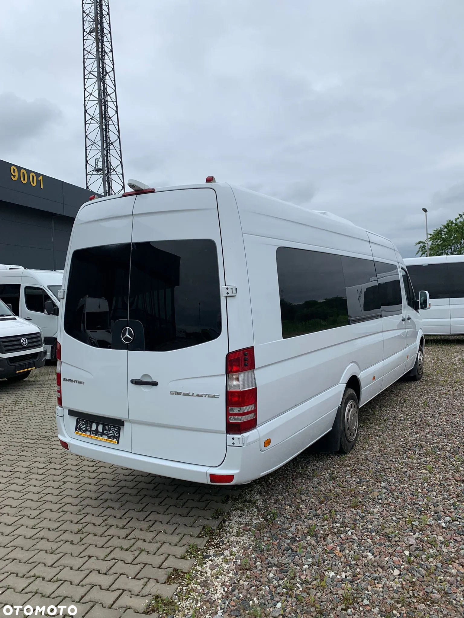 Mercedes-Benz Sprinter 516 CDI- 24 Miejsca - 3