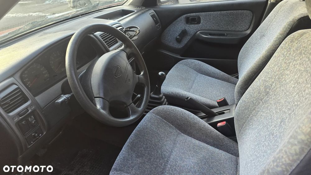 Nissan Almera 1.4 GX (zmk) - 5