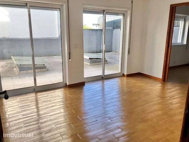 T1 centro cidade Leiria - Grande imagem: 3/11
