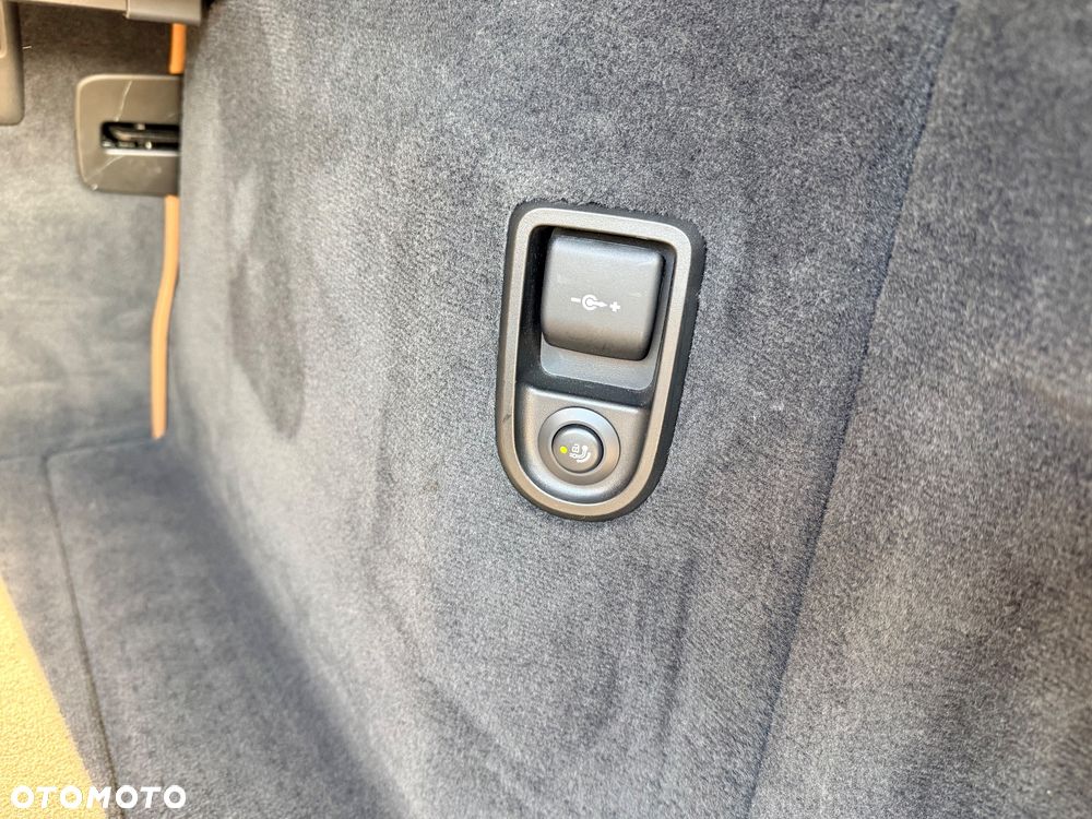 BMW Seria 5 520d Sport Line sport - 37