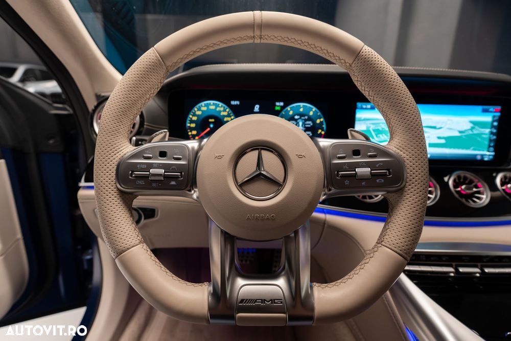 Mercedes-Benz AMG GT 4-door Coupe 63 4Matic Speedshift MCT 9G - 40