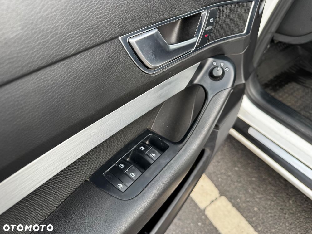 Audi A6 Allroad - 15