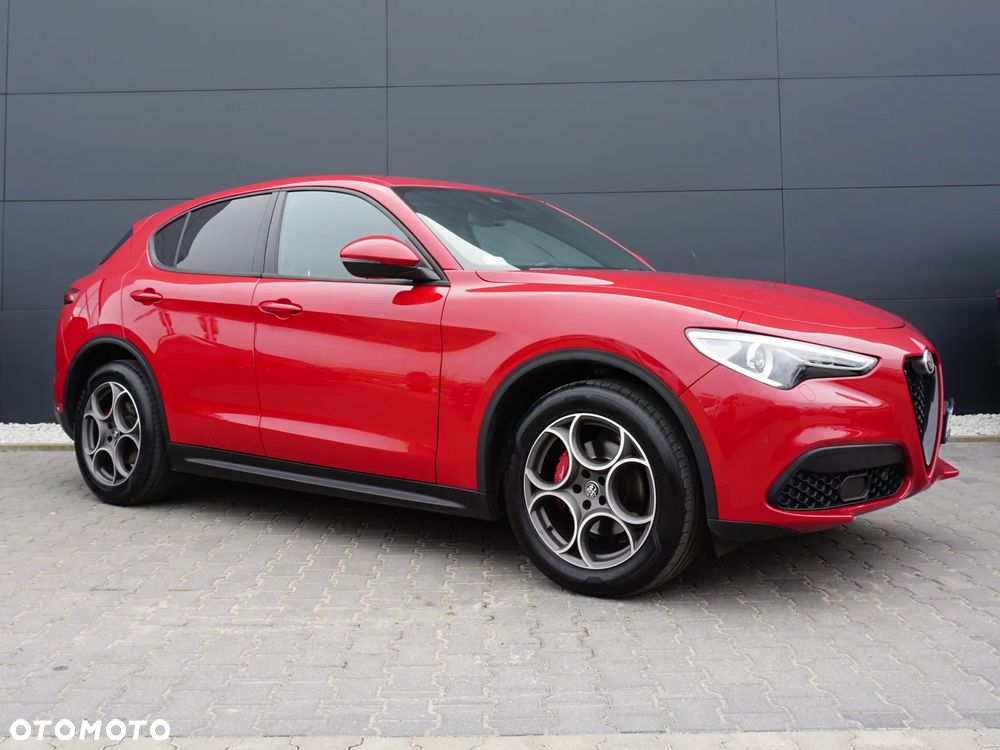 Alfa Romeo Stelvio 2.0 Turbo Sprint Q4 - 1