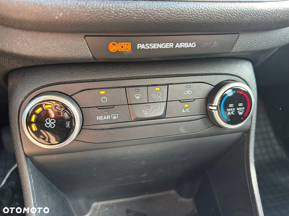 Ford Fiesta - 19