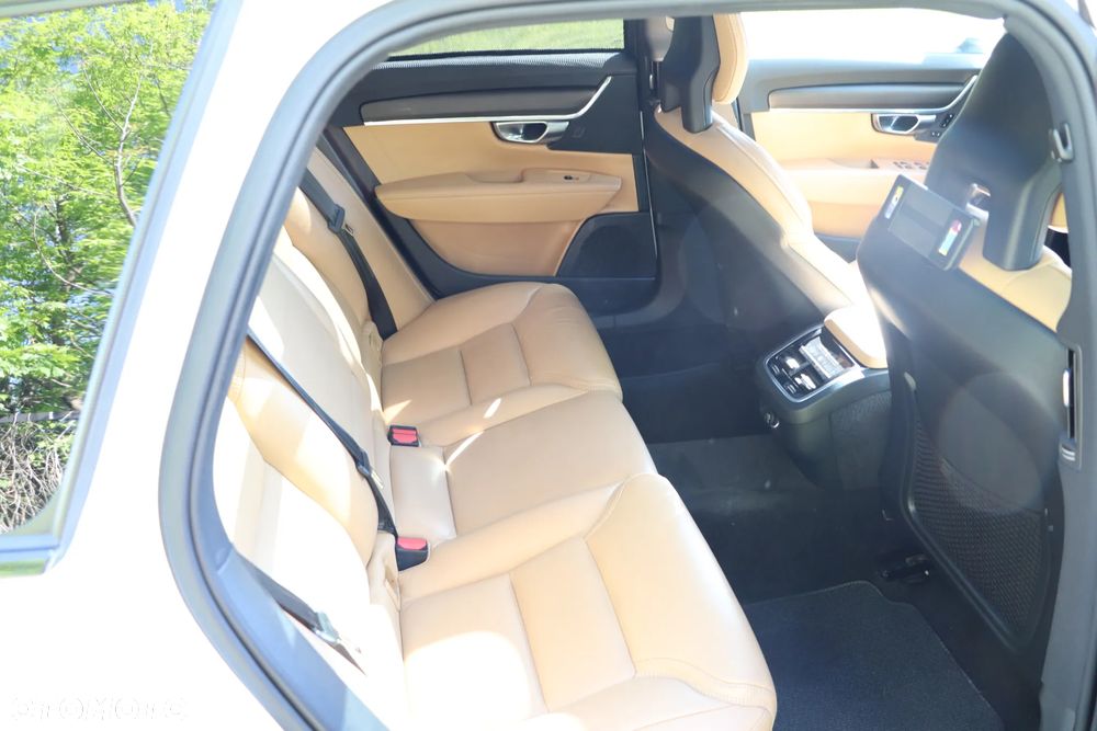 Volvo V90 Cross Country T5 Geartronic Momentum Pro - 35
