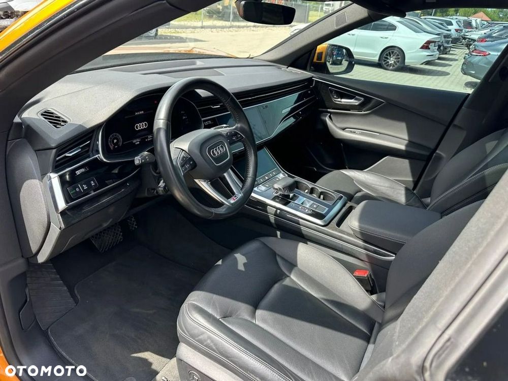 Audi Q8 55 TFSI mHEV Quattro Tiptronic - 12