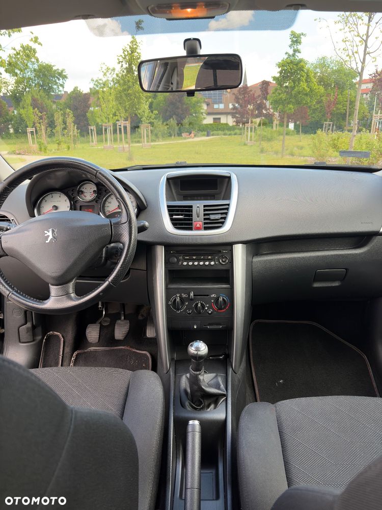 Peugeot 207 1.6 - 6