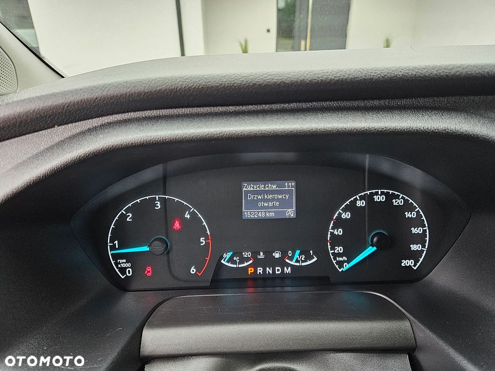 Ford Transit Custom 300 L2H1 Limited (bryg.) - 17
