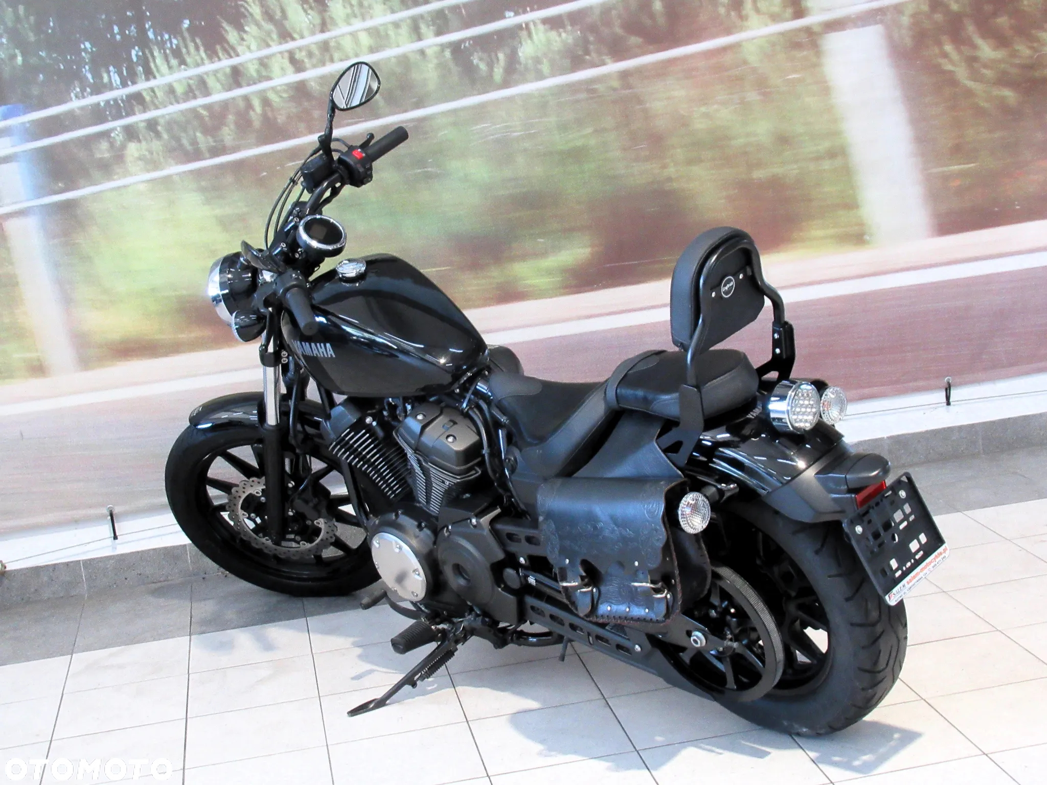 Yamaha XVS - 5