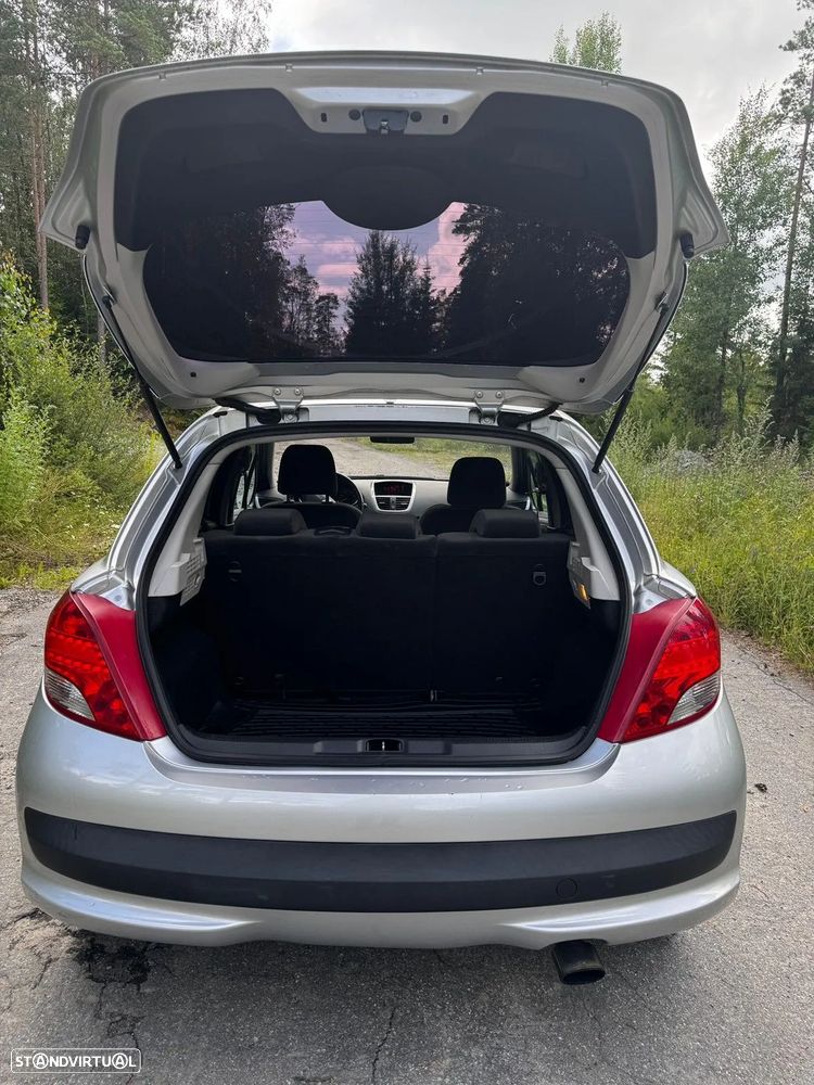 Peugeot 207 1.6 HDi Sport - 8