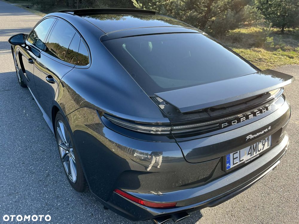 Porsche Panamera - 24