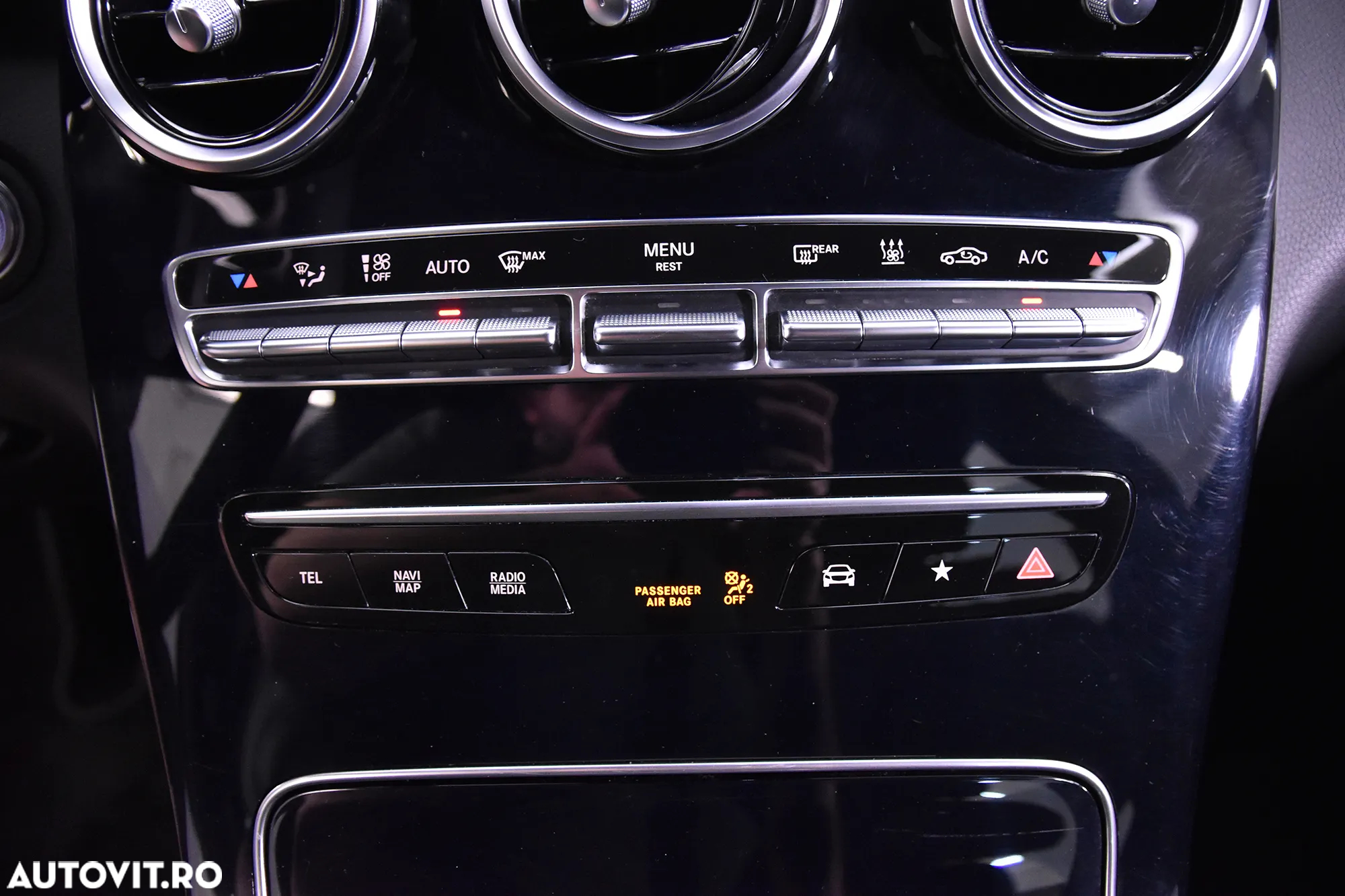 Mercedes-Benz GLC 300 e 4MATIC - 19