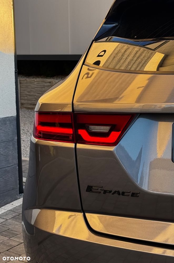 Jaguar E-Pace D180 AWD S - 14