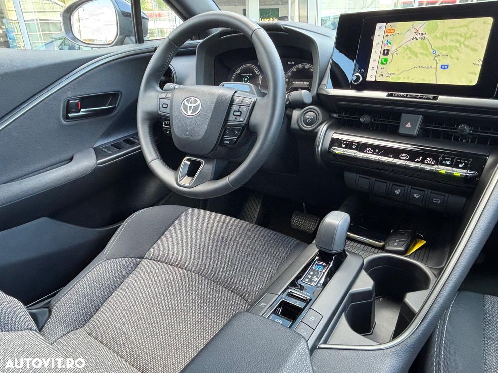 Toyota C-HR - 13