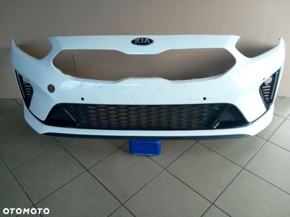 Kia Ceed III 3 Gt Line zderzak przedni 6PDC - 1