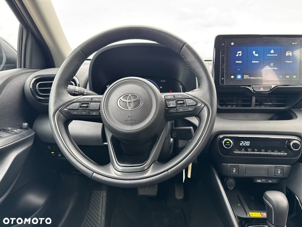 Toyota Yaris Hybrid 1.5 Style - 13