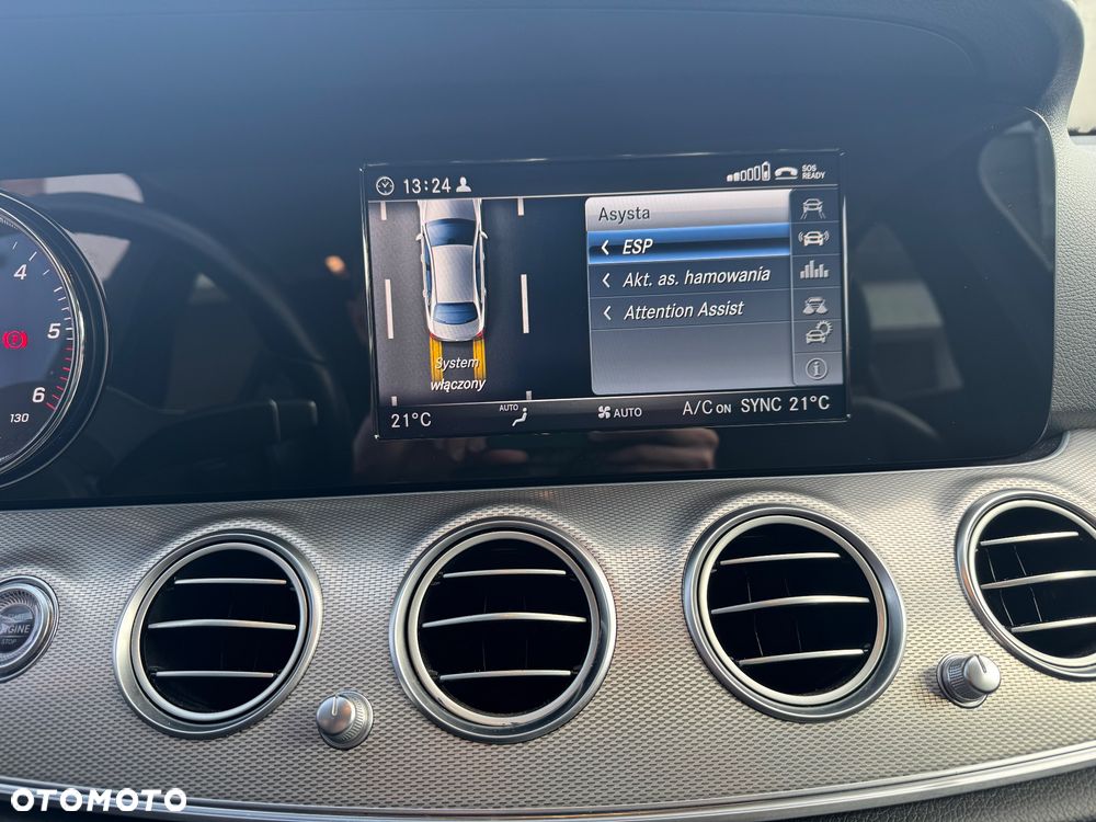 Mercedes-Benz Klasa E 220 d 4-Matic 9G-TRONIC - 15