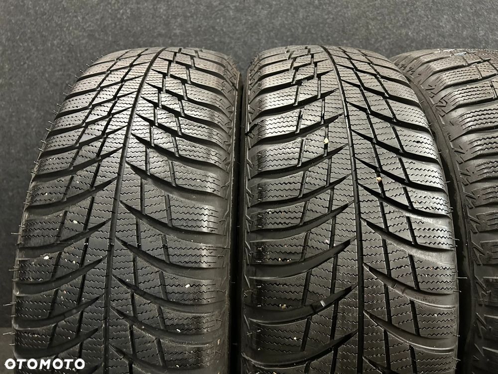 Opony zimowe Bridgestone Blizzak LM001 215/65/17 99H 4szt. - 2