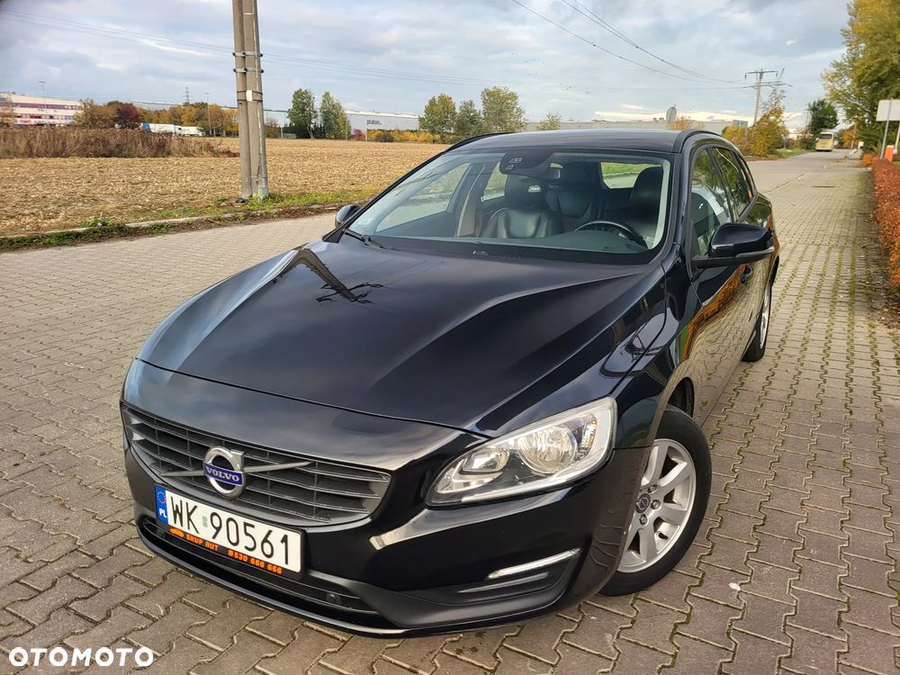 Volvo V60 D2 Momentum - 13