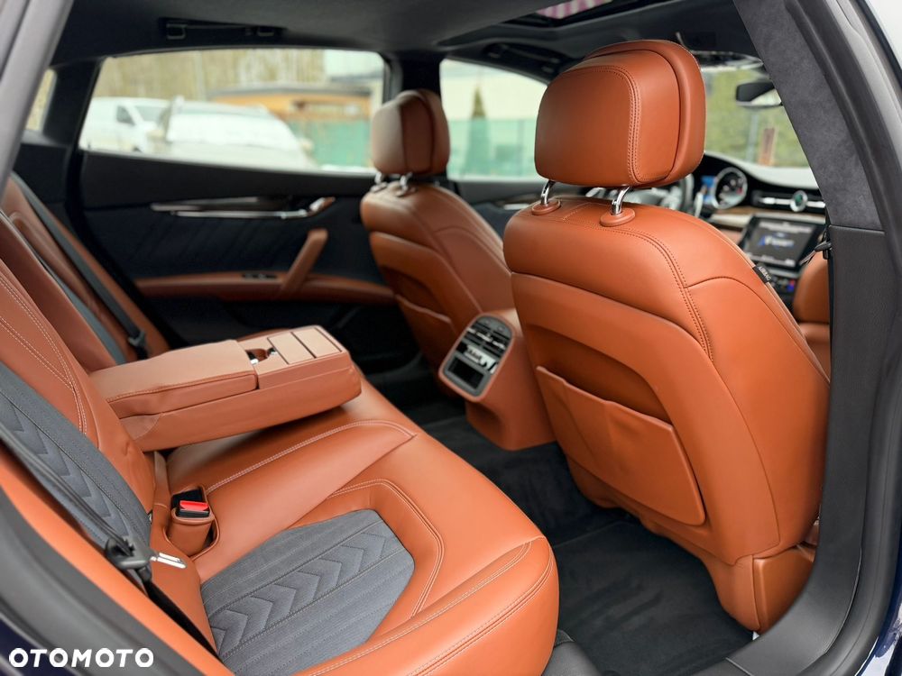 Maserati Quattroporte Q4 GranLusso S - 26