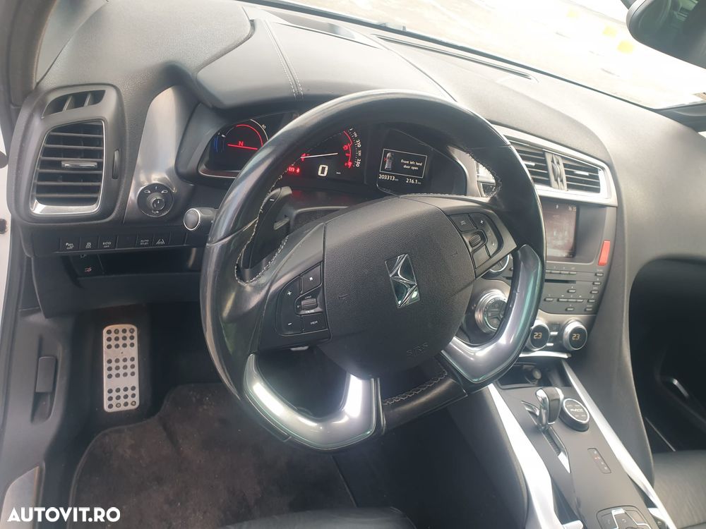 Citroën DS5 Hybrid4 EGS6 SoChic - 7