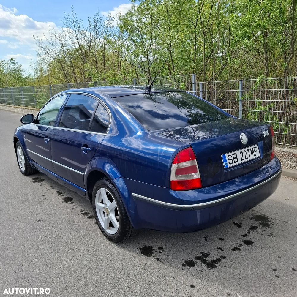 Skoda Superb 2.0 TDI Active - 3