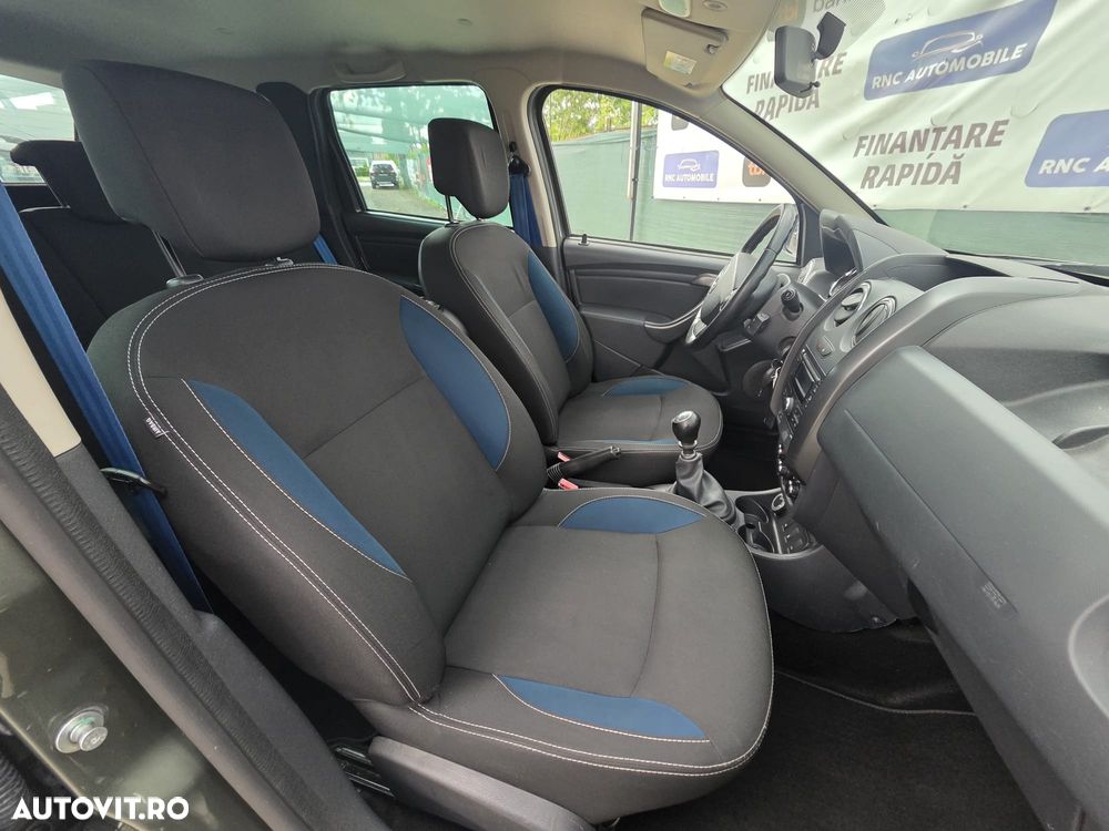 Dacia Duster 1.5 dCi 4x4 Prestige - 11