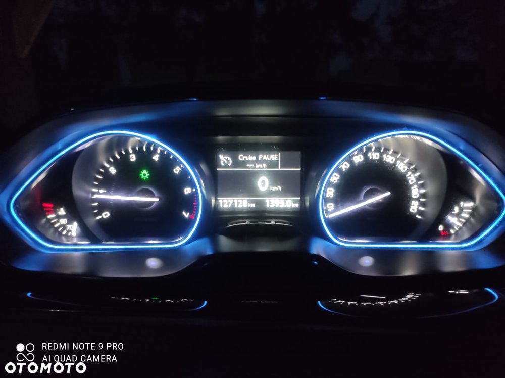 Peugeot 2008 1.6 VTi Allure - 12