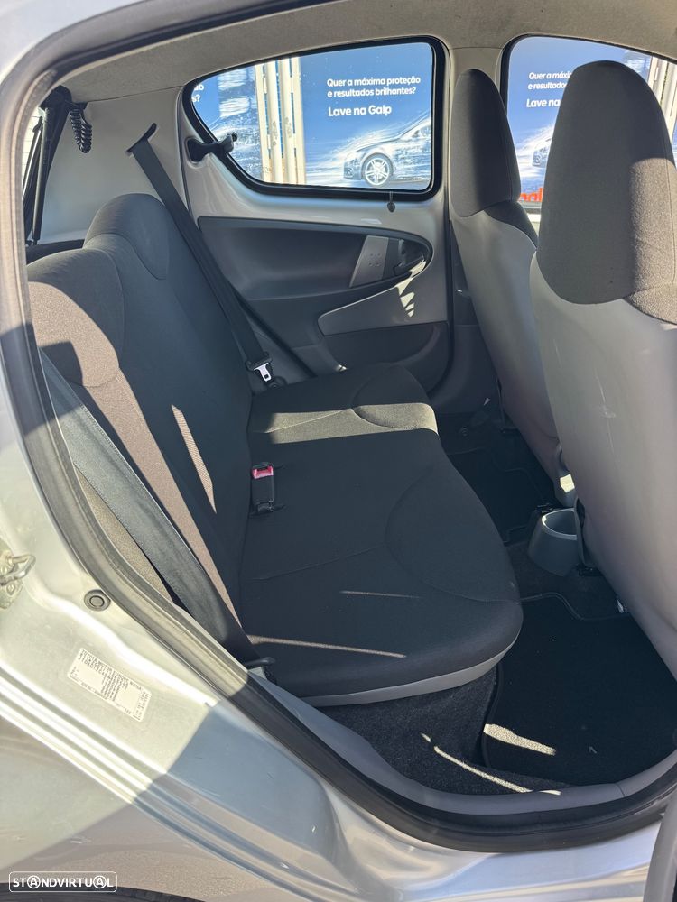 Toyota Aygo 1.0 + AC+VSC - 7