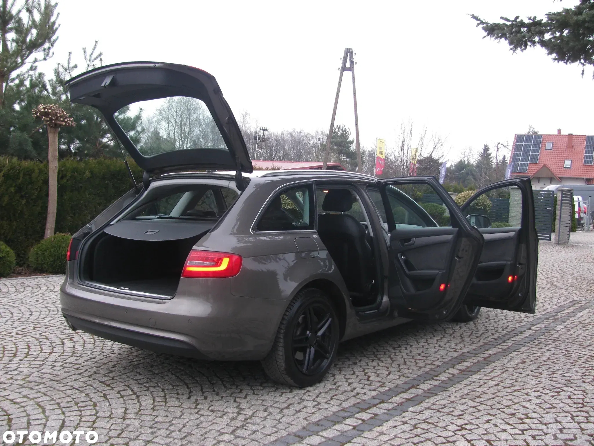 Audi A4 Avant 2.0 TDI DPF quattro Ambiente - 14