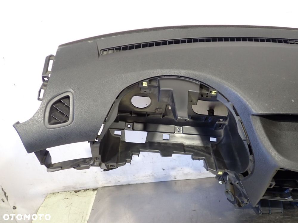 DESKA ROZDZIELCZA SUBARU IMPREZA 1.5 - 14