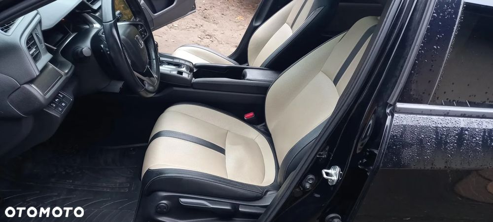 Honda Civic 1.5 i-VTEC Turbo CVT Prestige - 17