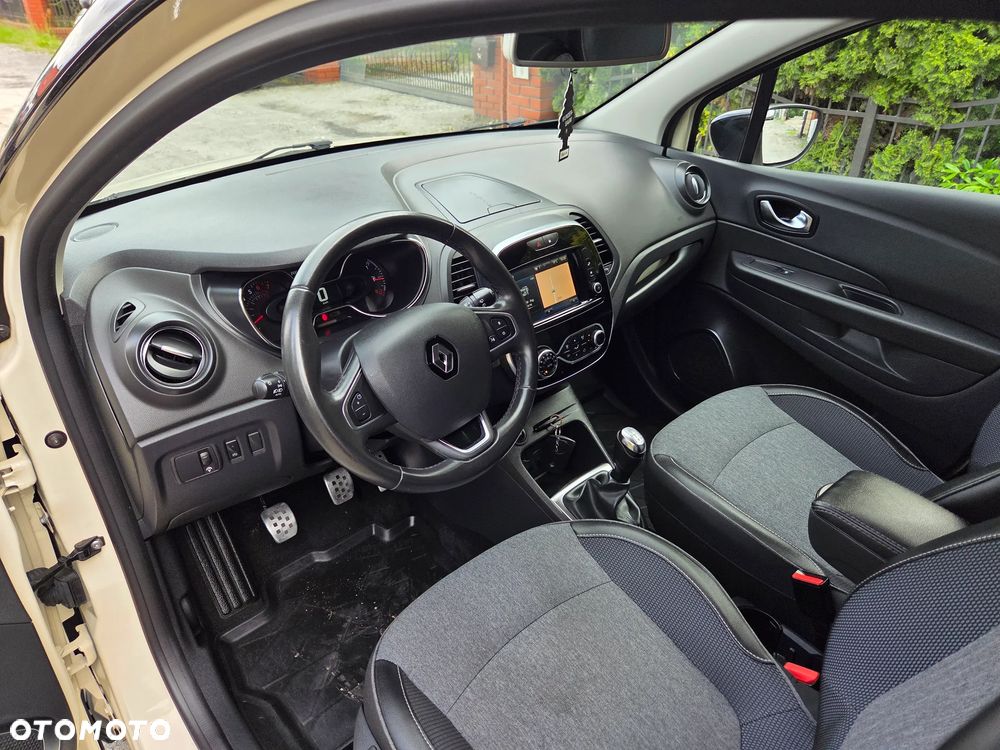 Renault Captur 0.9 Energy TCe XMOD EU6 - 17