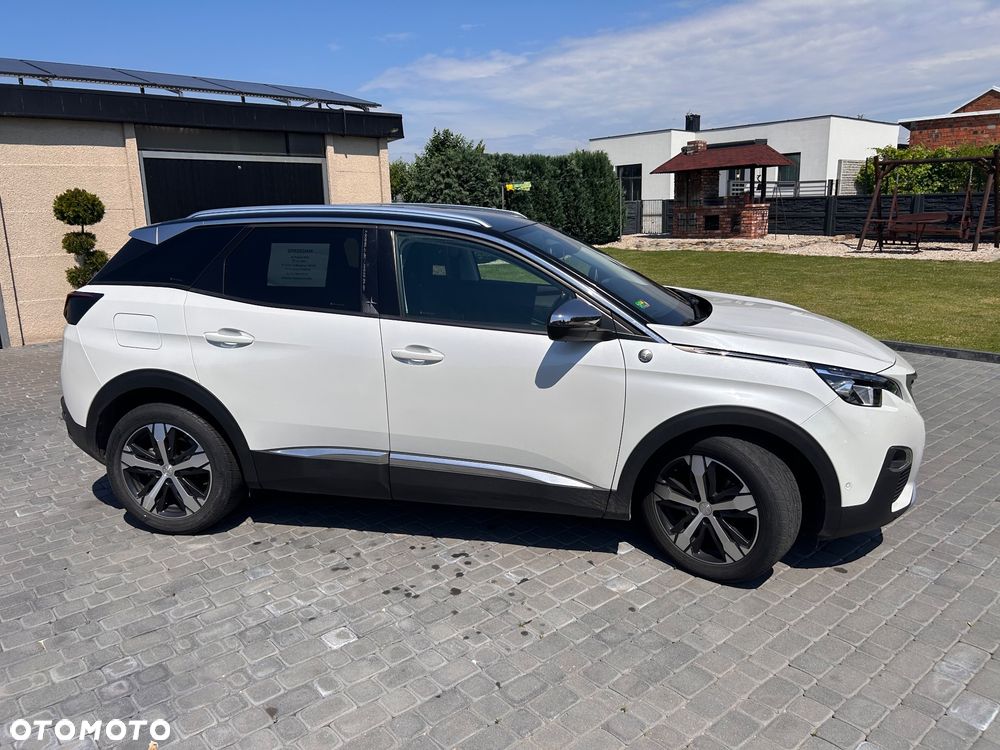Peugeot 3008 PureTech 130 Stop & Start GPF EAT8 Allure - 3